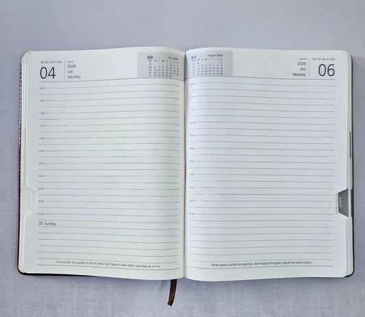 Executive foam Diary 2026 B5 Focus with monthcut